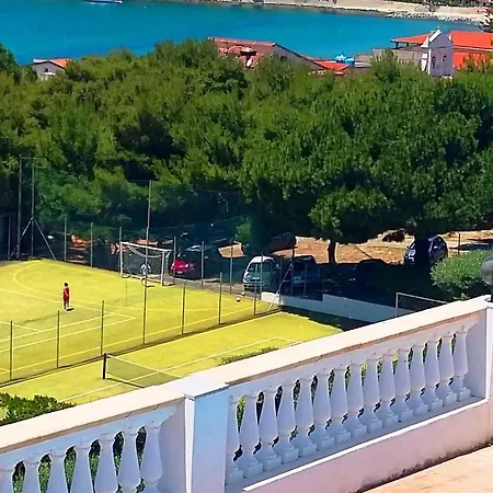 Locazione Turistica Giulia Con Piscina *