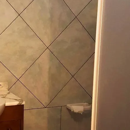 Locazione Turistica Giulia Con Piscina Prázdninový dům *